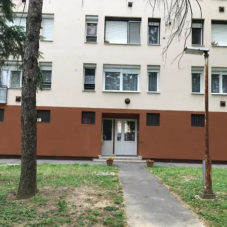 Marton Apartman Appartement *